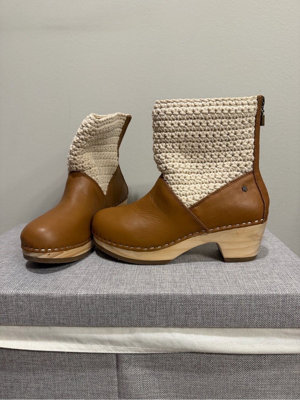 The Sak Paloma Clog Boots, size 7